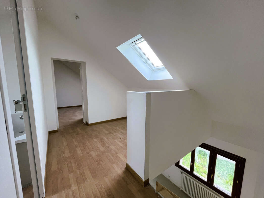 Maison à FONTENAY-SUR-EURE