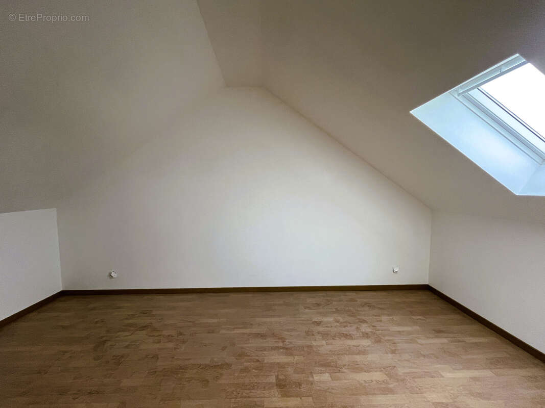 Maison à FONTENAY-SUR-EURE