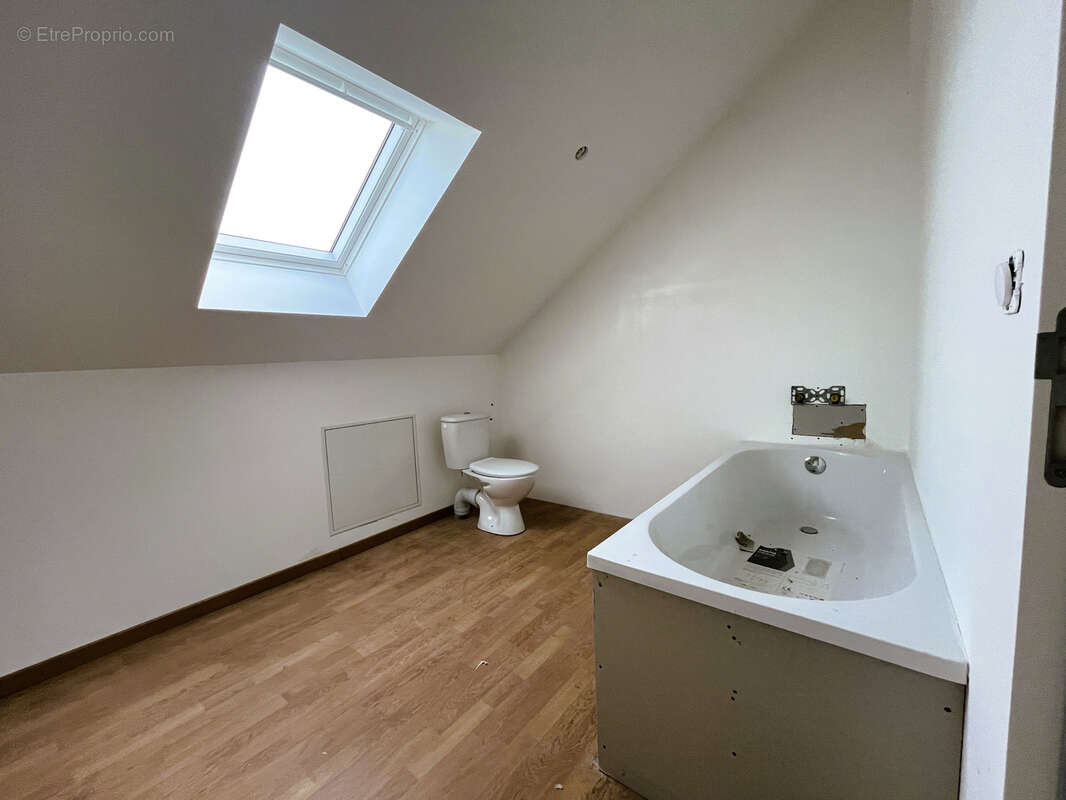 Maison à FONTENAY-SUR-EURE