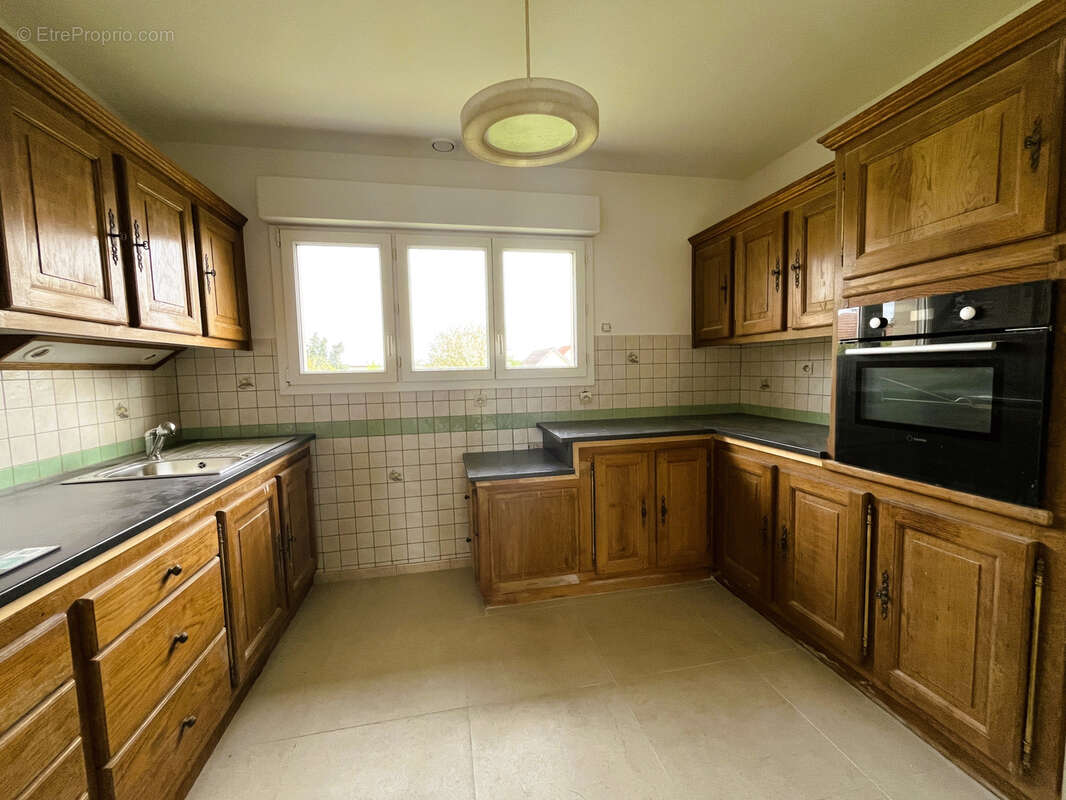 Maison à FONTENAY-SUR-EURE