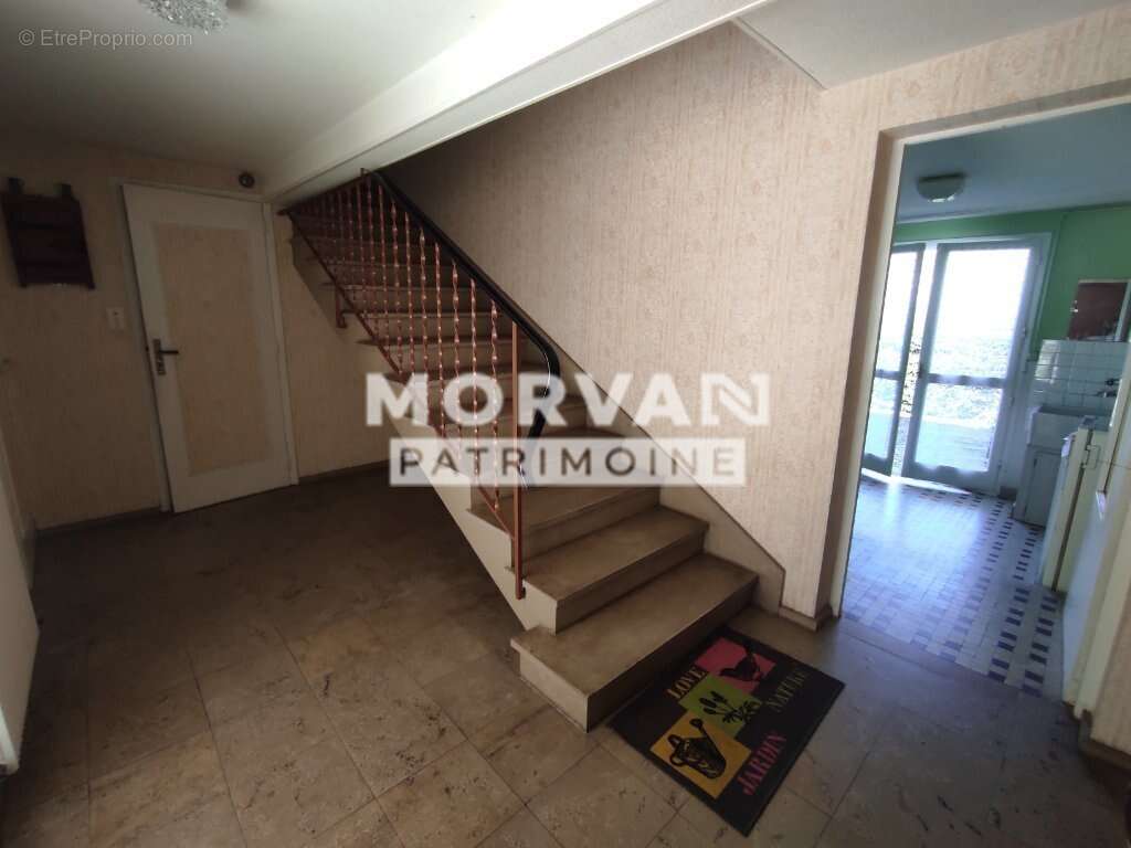 Maison à CHATEAU-CHINON(VILLE)