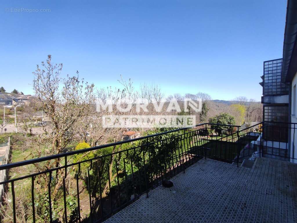 Maison à CHATEAU-CHINON(VILLE)