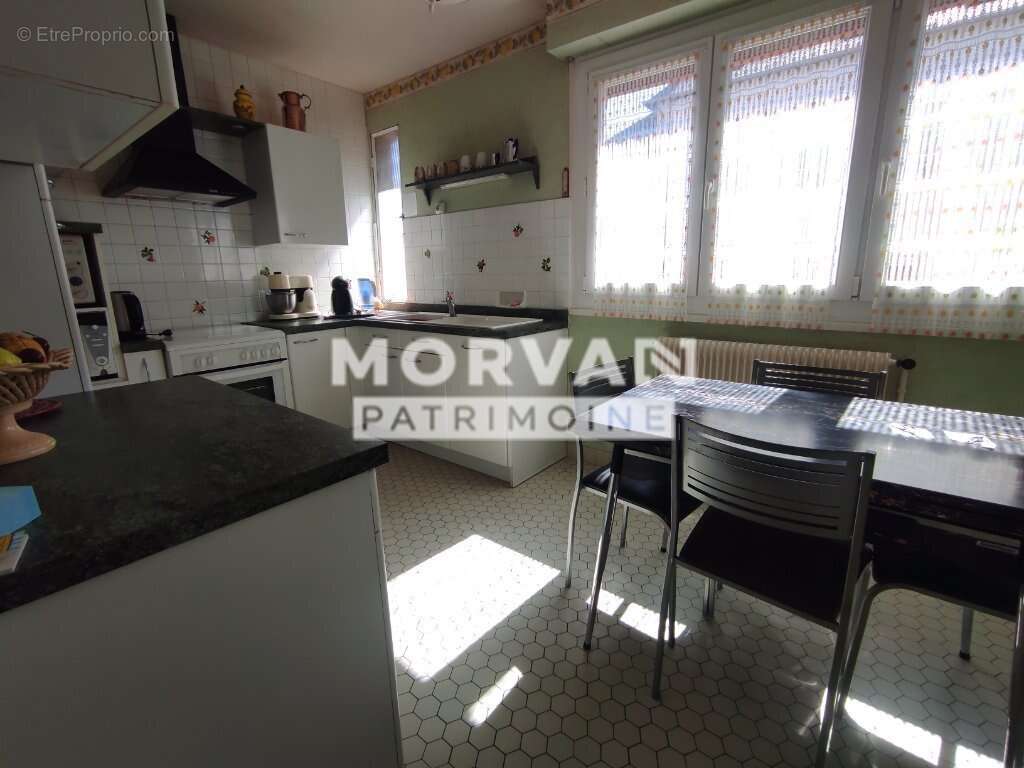 Maison à CHATEAU-CHINON(VILLE)