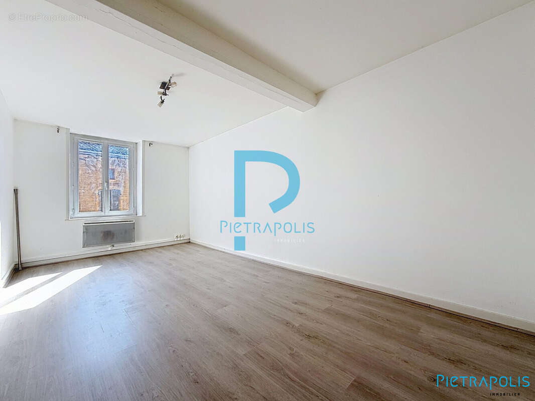 Maison à VILLEFRANCHE-SUR-SAONE