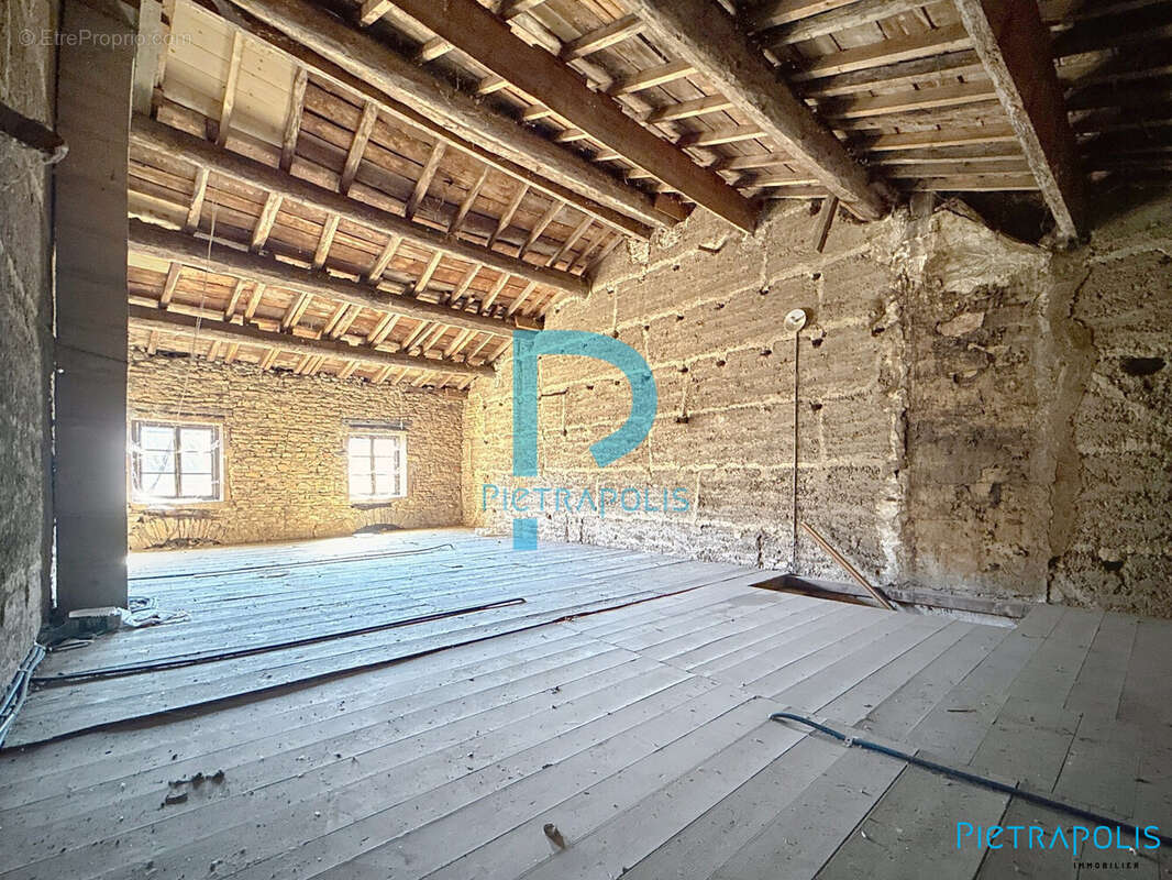 Maison à VILLEFRANCHE-SUR-SAONE