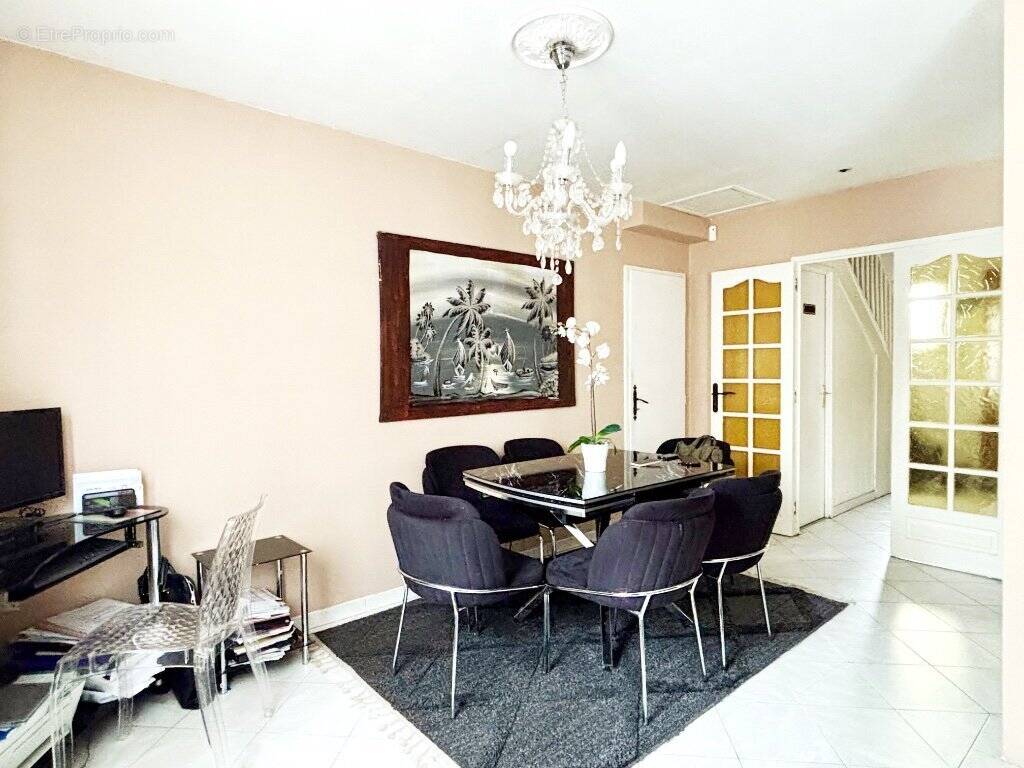 Maison à VENISSIEUX