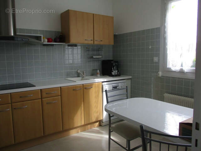 Maison à SAINT-YRIEIX-LA-PERCHE