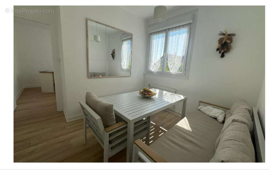 Maison à SAINT-YRIEIX-LA-PERCHE