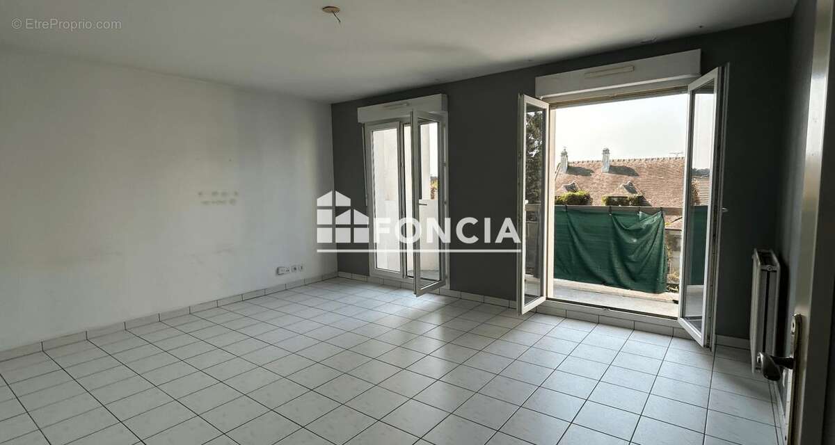 Appartement à PONTAULT-COMBAULT