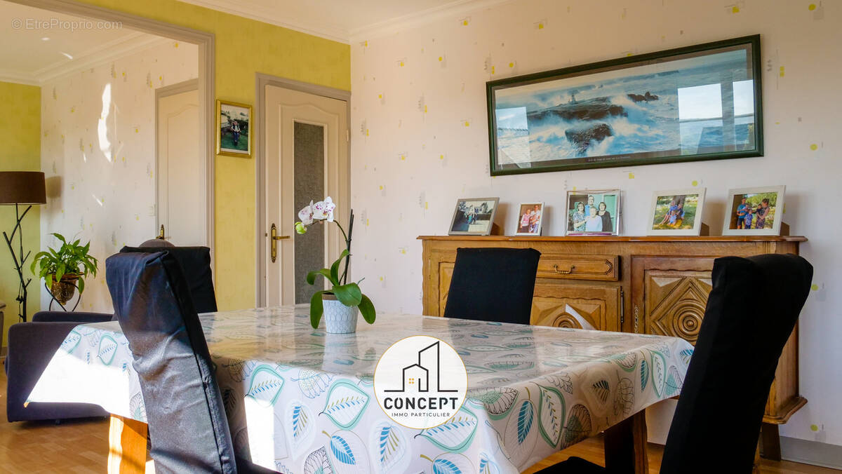 Maison à PLOUNEOUR-MENEZ