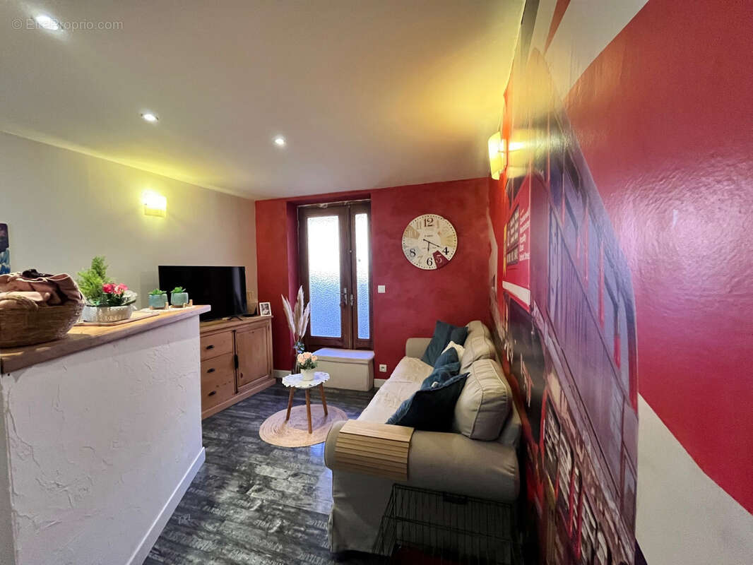 Maison à SAINT-BONNET-PRES-RIOM