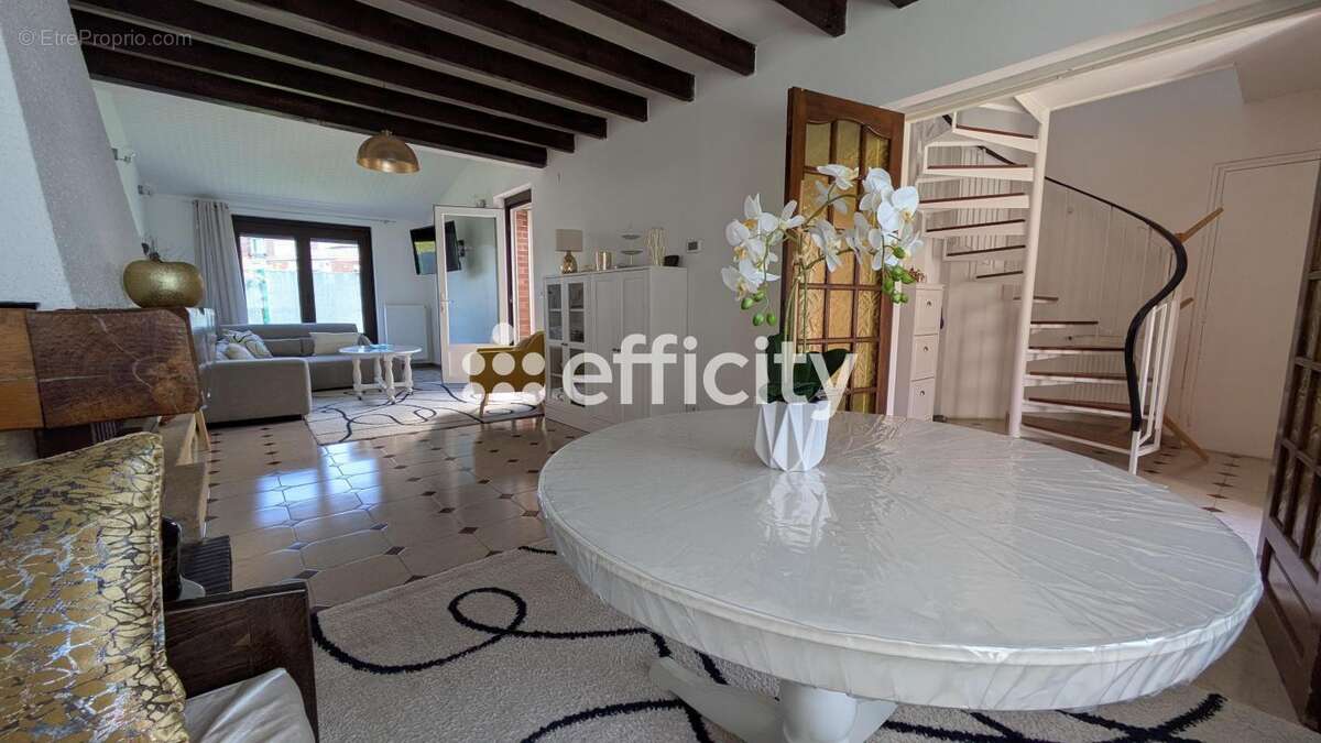 Maison à WATTIGNIES