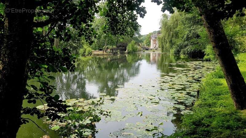 Maison à MONTIGNY-LE-GANNELON