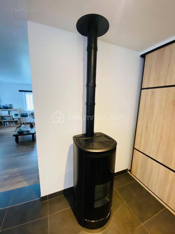 Maison à SAINT-MALO-DES-TROIS-FONTAINES