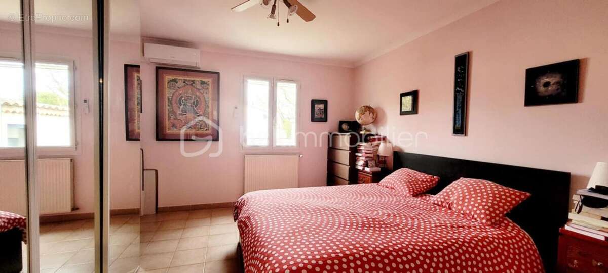 Maison à SAINT-PAUL-TROIS-CHATEAUX