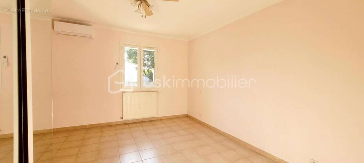 Maison à SAINT-PAUL-TROIS-CHATEAUX