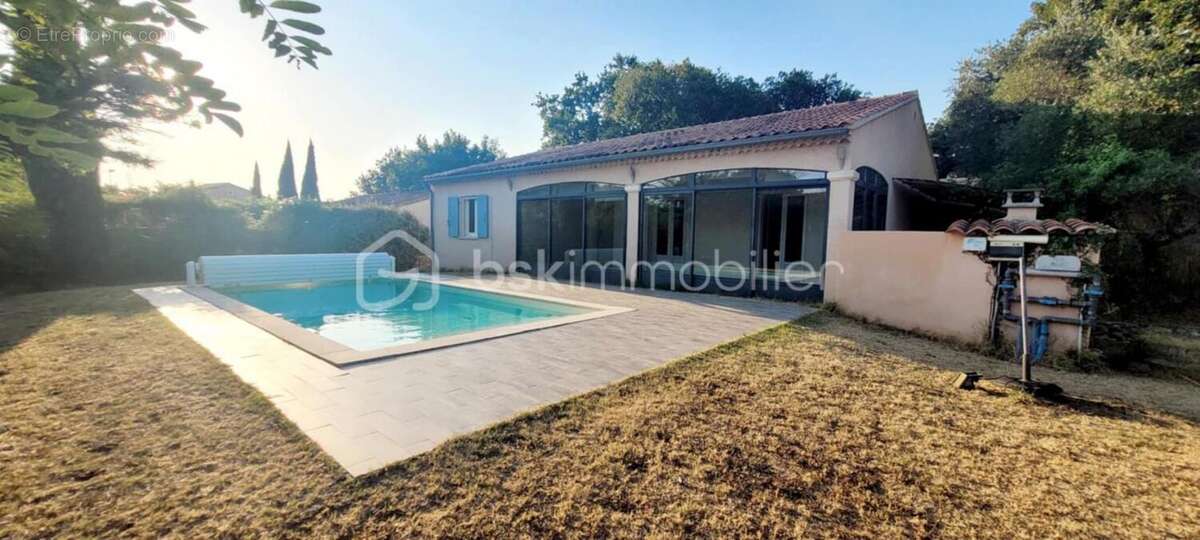 Maison à SAINT-PAUL-TROIS-CHATEAUX