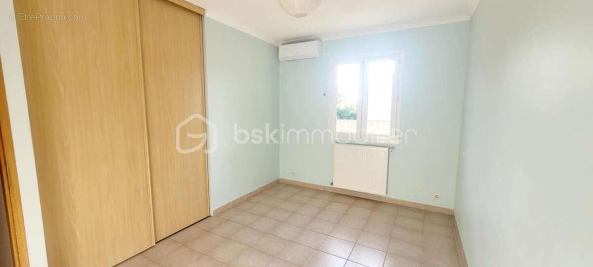 Maison à SAINT-PAUL-TROIS-CHATEAUX