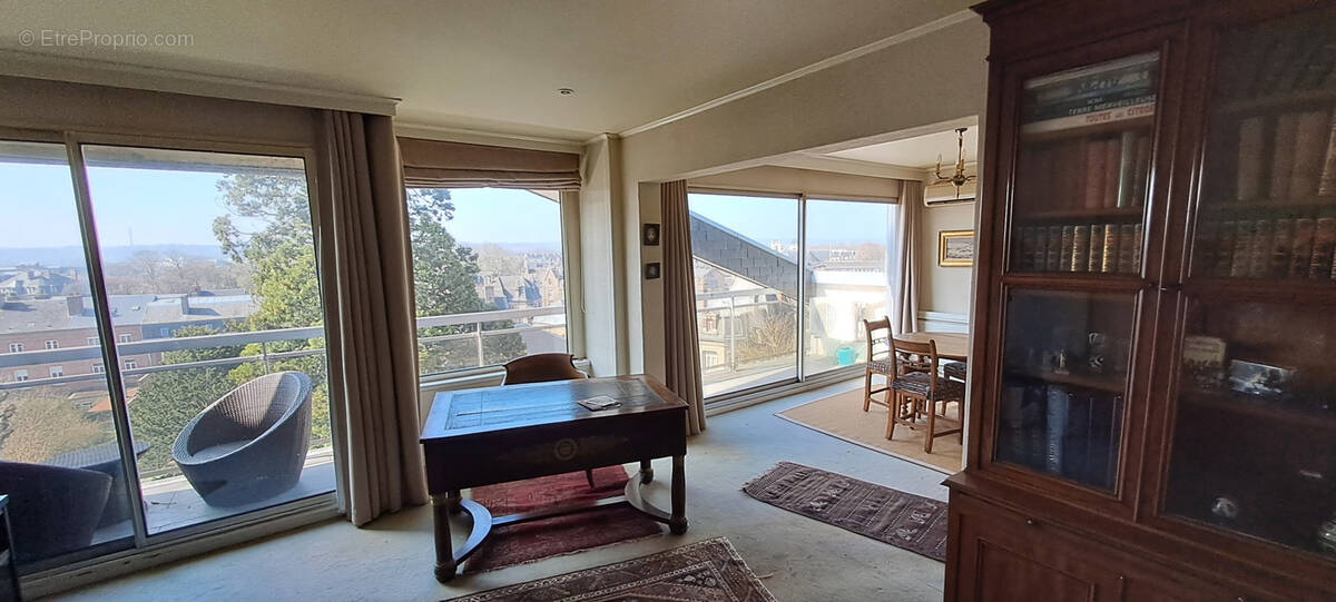 Appartement à ABBEVILLE