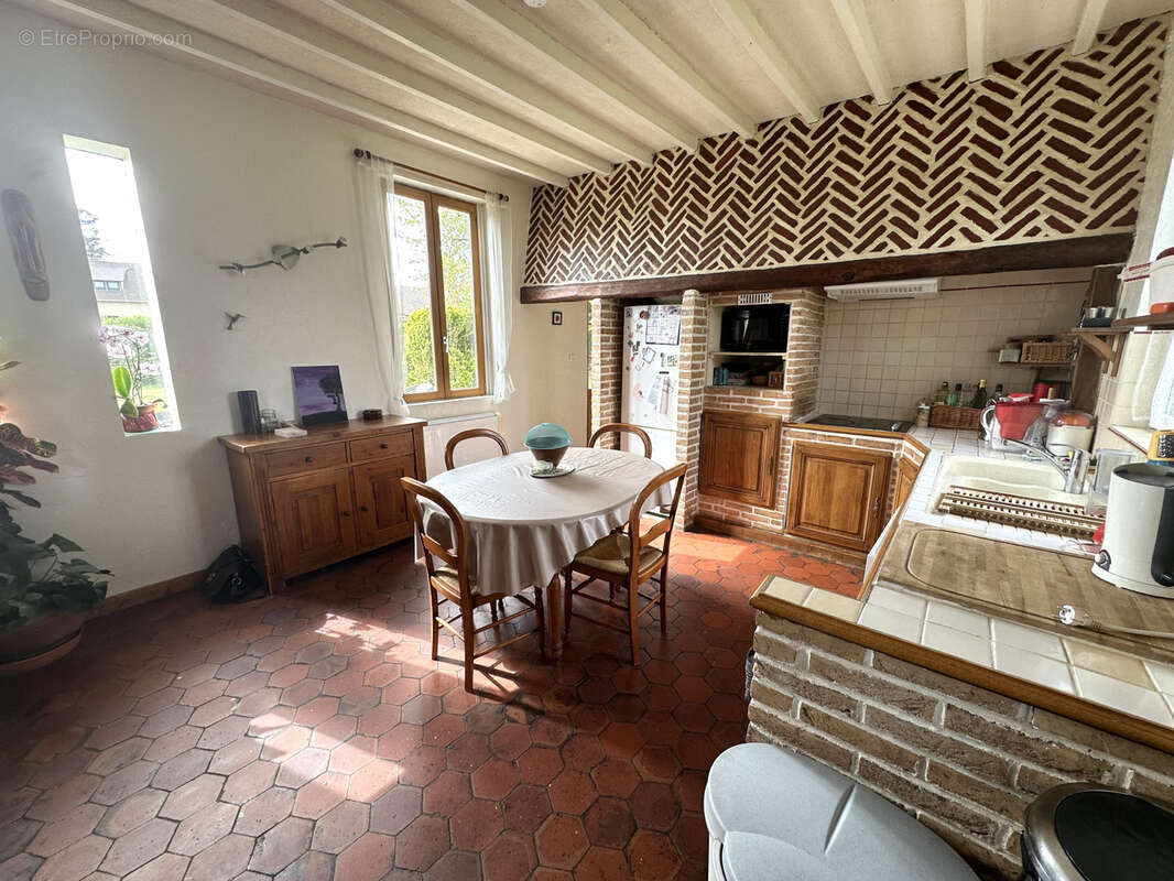 Maison à SAINT-PIERRE-DES-FLEURS