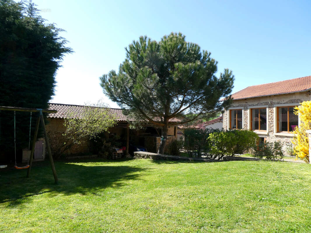 Maison à LONGESSAIGNE