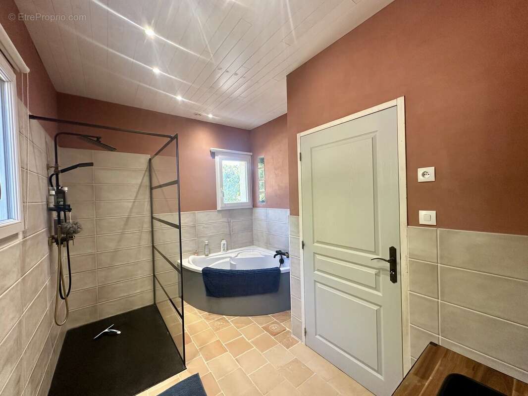 Maison à SAINT-MEARD-DE-GURCON