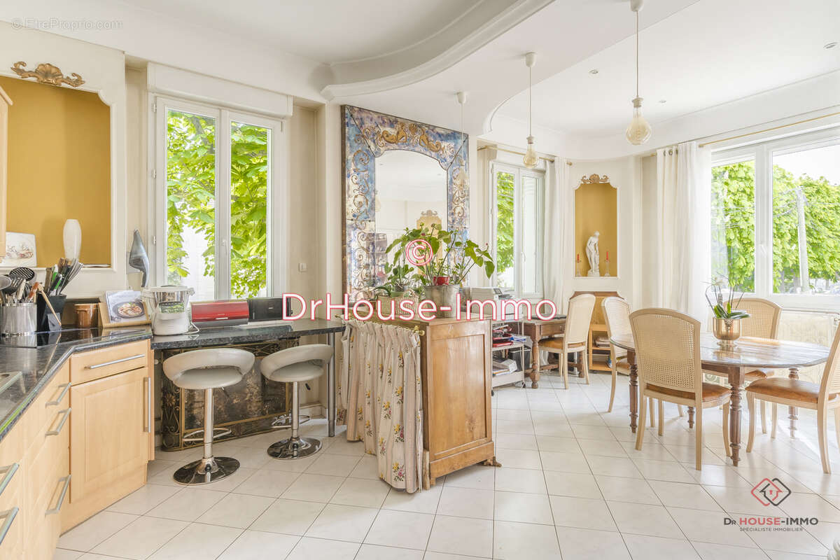 Maison à BRY-SUR-MARNE