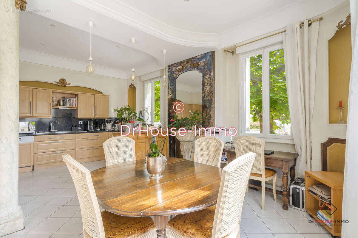 Maison à BRY-SUR-MARNE