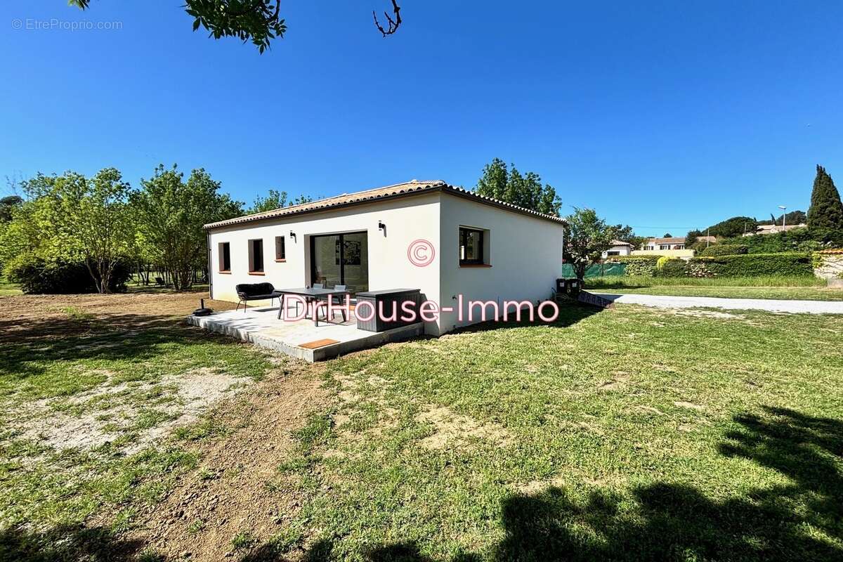 Maison à VILLEMOUSTAUSSOU