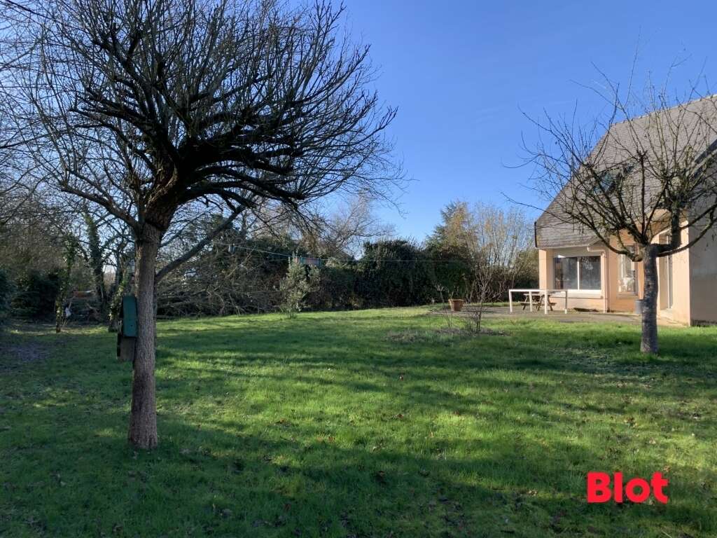 Maison à VEZIN-LE-COQUET