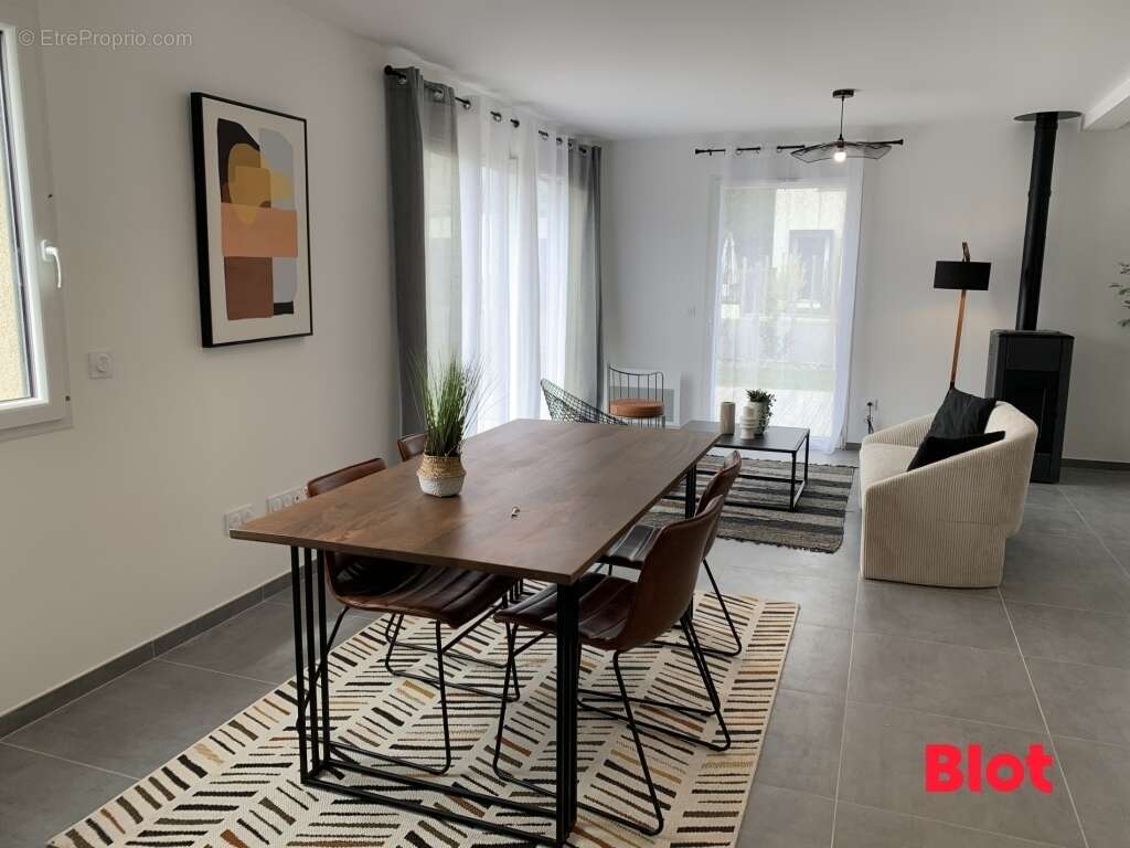 Maison à SAINT-GILLES