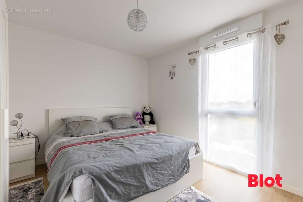 Appartement à VEZIN-LE-COQUET