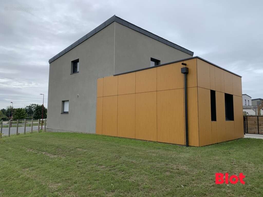 Maison à SAINT-GILLES