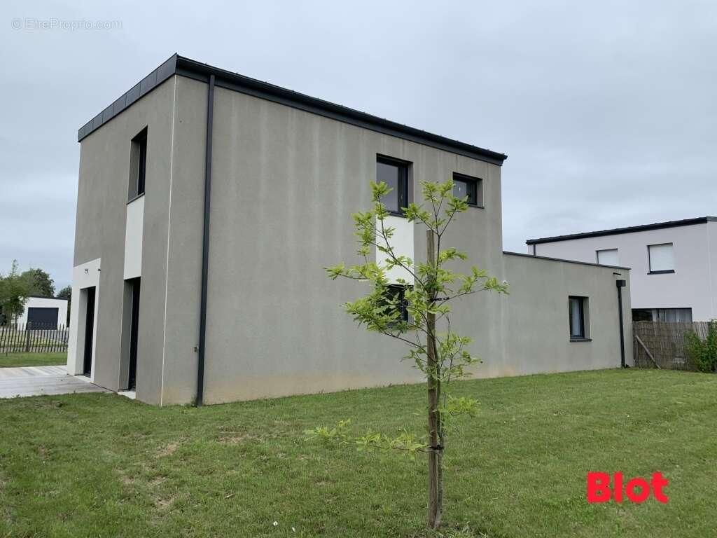 Maison à SAINT-GILLES