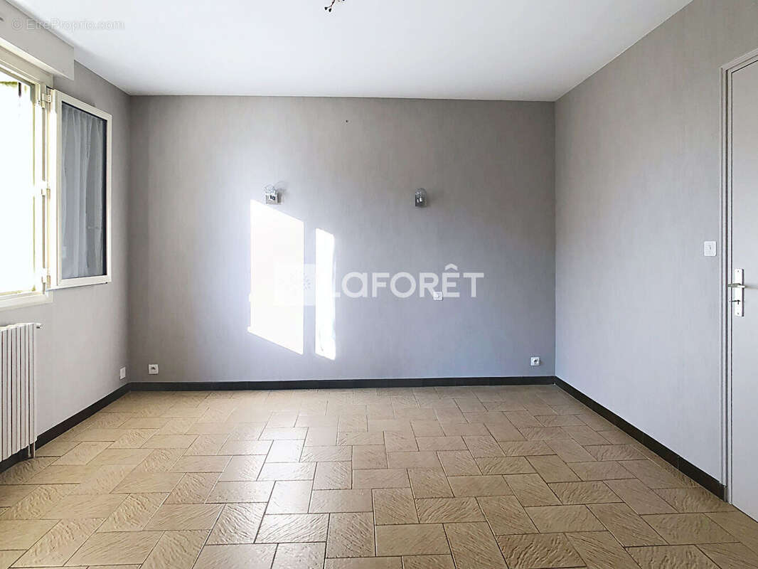 Maison à MAURE-DE-BRETAGNE