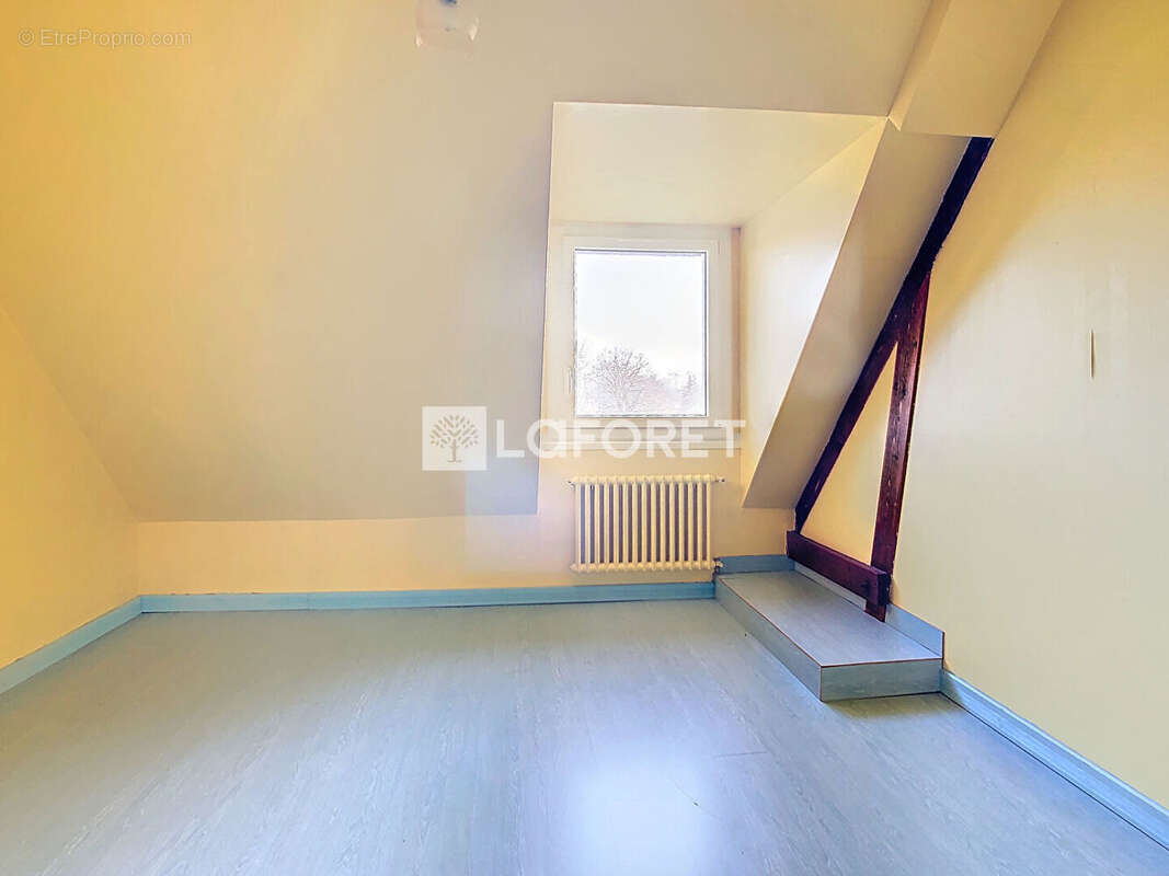 Maison à MAURE-DE-BRETAGNE