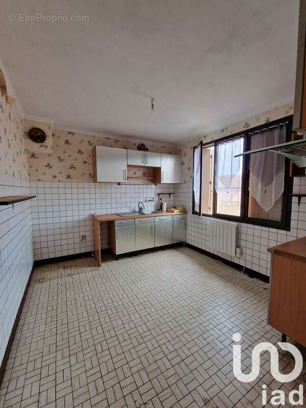 Photo 2 - Maison à SAPIGNICOURT