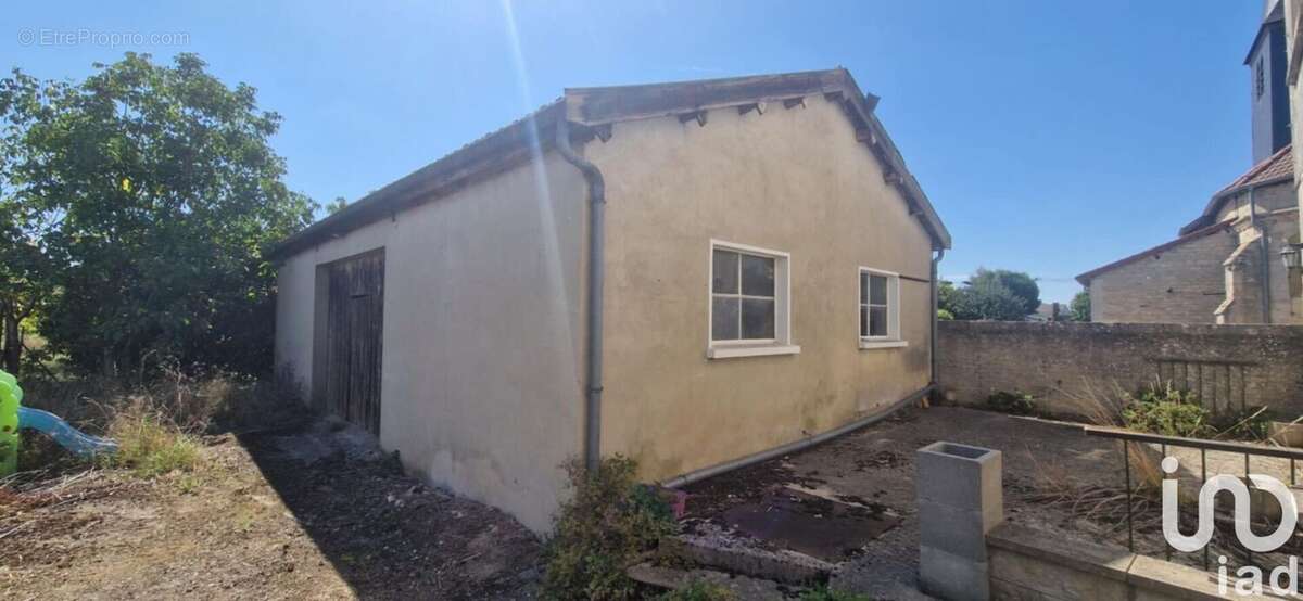 Photo 9 - Maison à SAPIGNICOURT