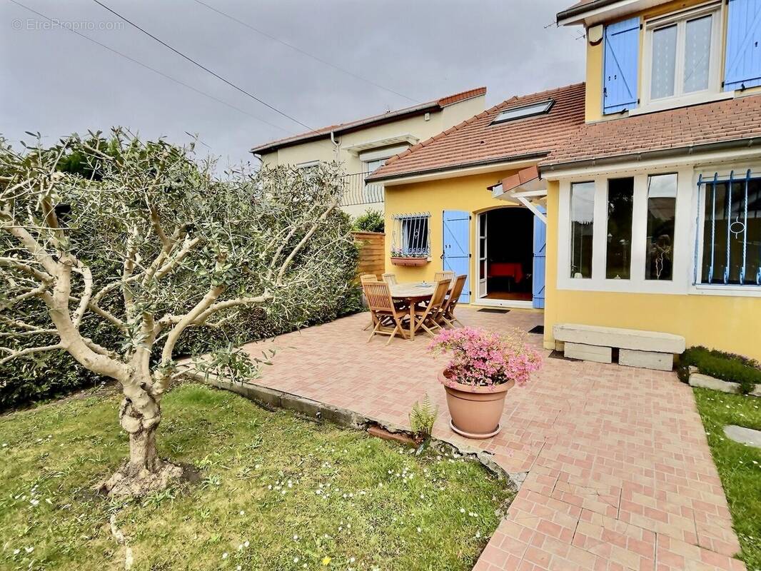 Maison à NOISY-LE-GRAND