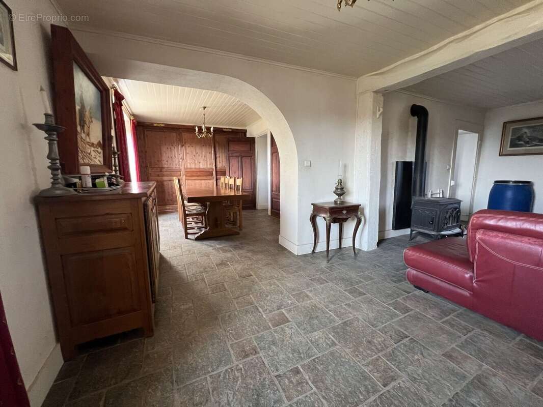 Maison à ALBY-SUR-CHERAN