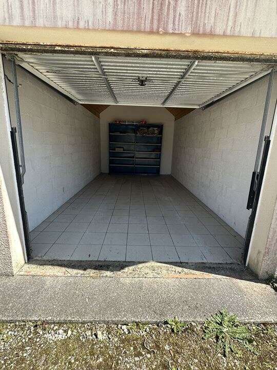 Parking à SOULAC-SUR-MER