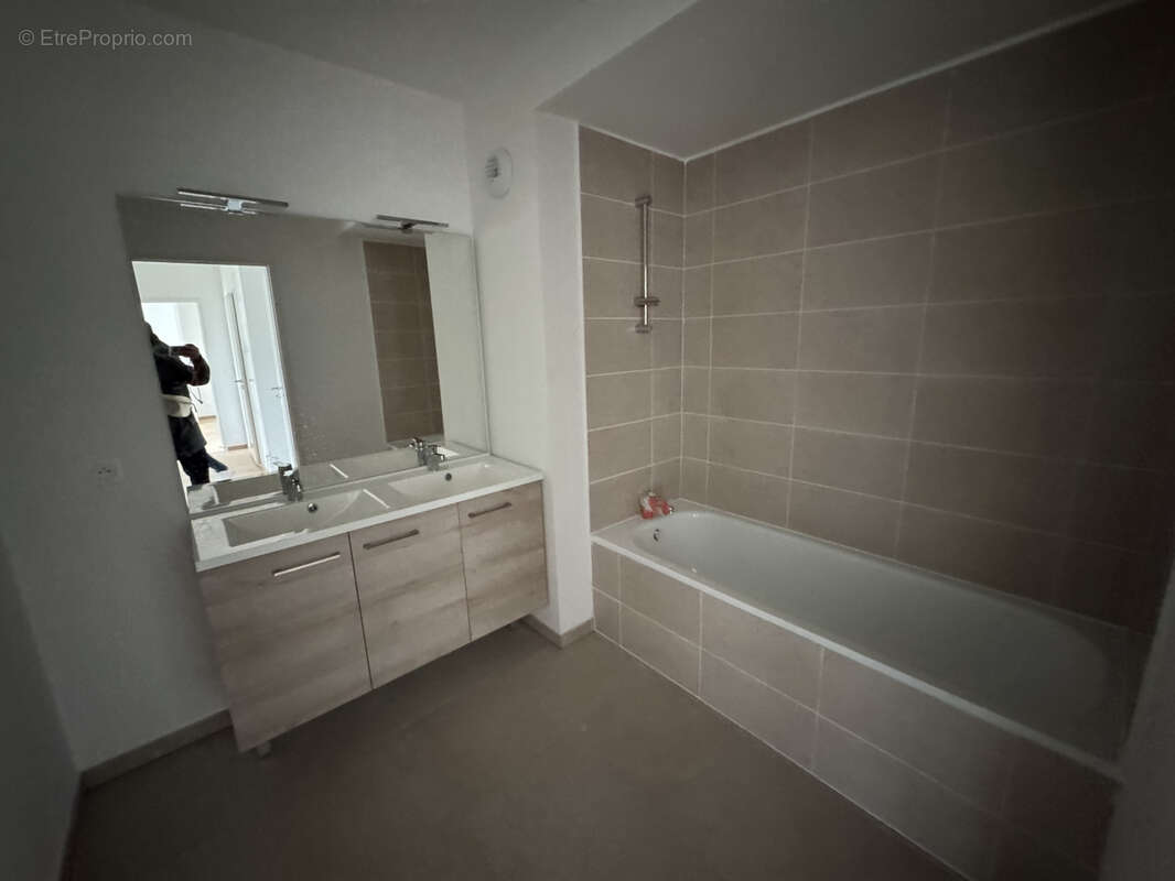 Appartement à VILLENAVE-D'ORNON