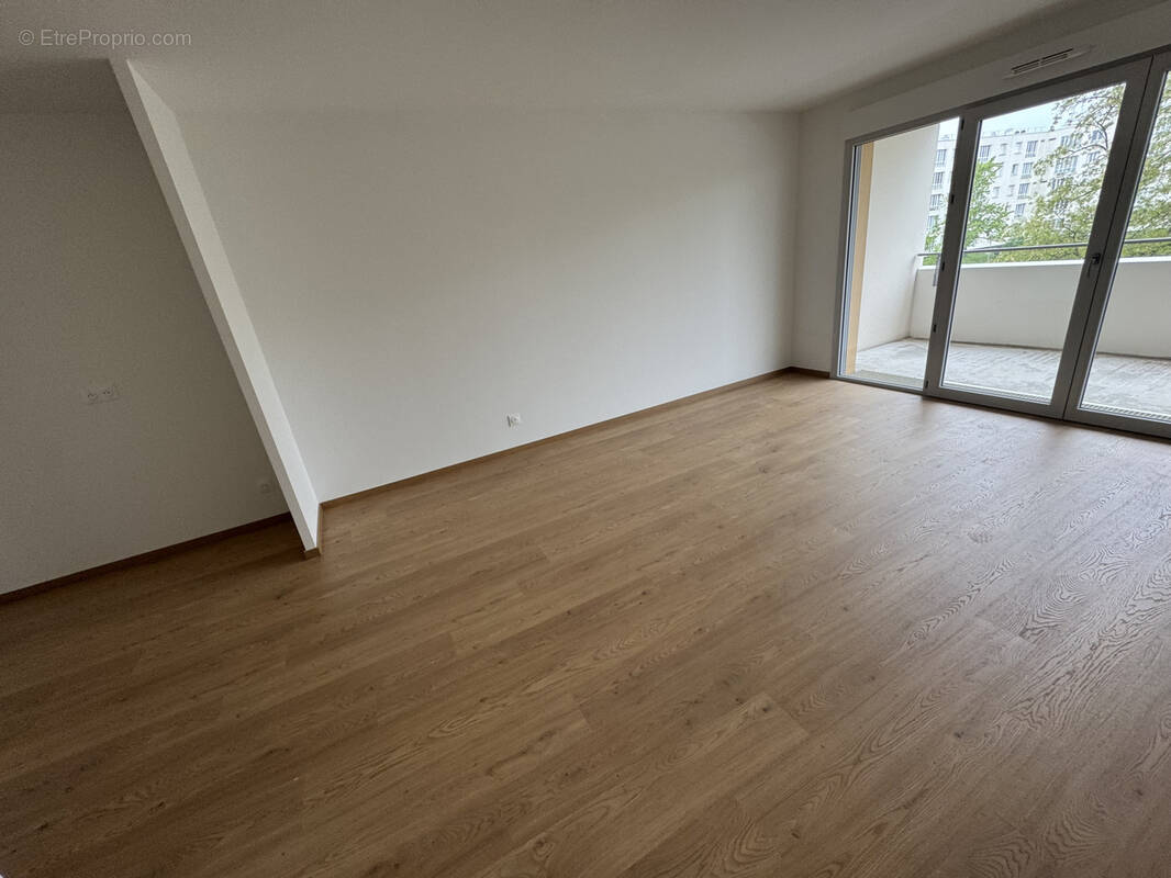 Appartement à VILLENAVE-D'ORNON