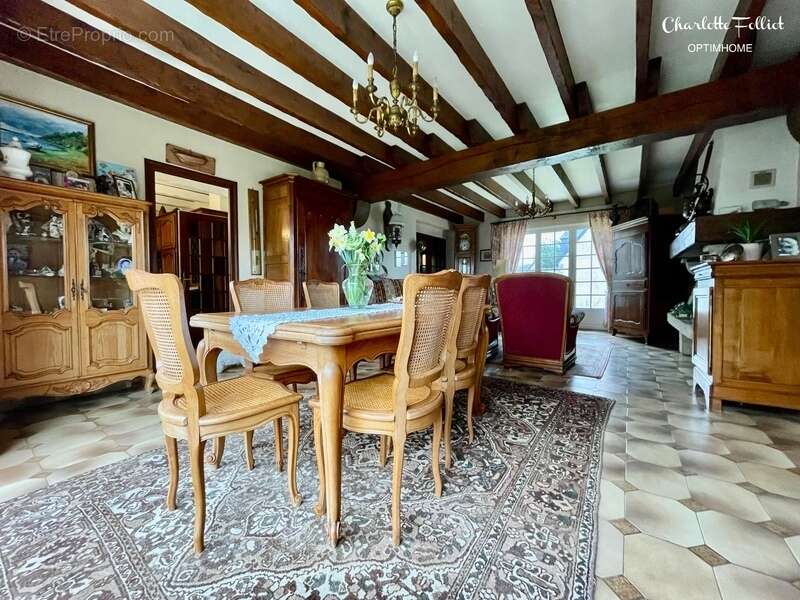 Maison à LE MINIHIC-SUR-RANCE