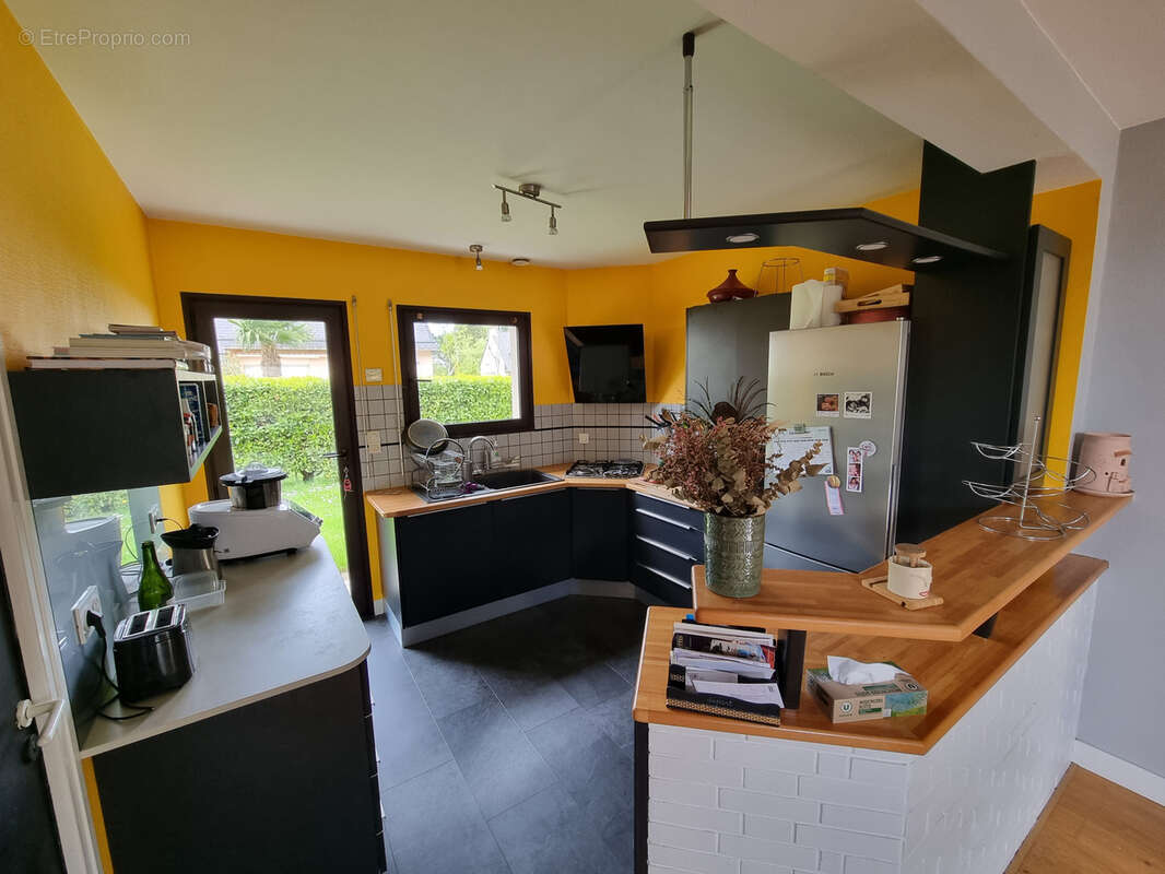 Maison à SAINT-ERBLON