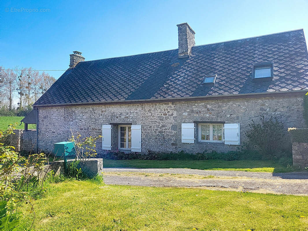 Maison à MONTCHATON