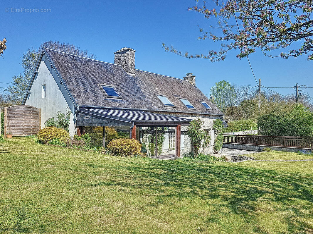 Maison à MONTCHATON