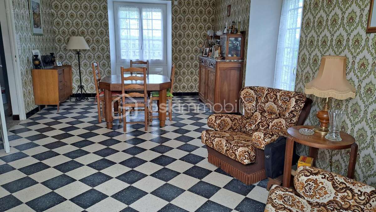 Maison à VERTEILLAC