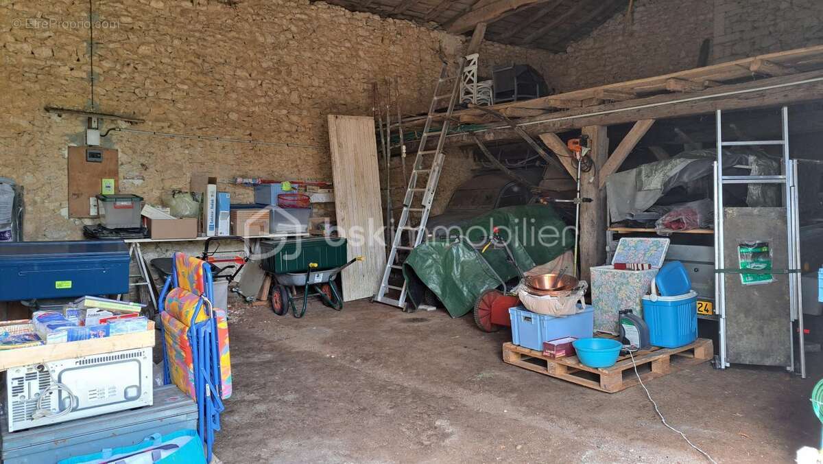 Maison à VERTEILLAC