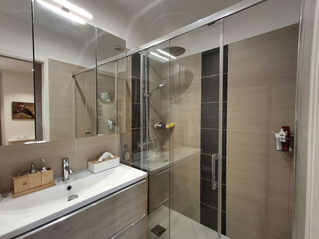 Maison à LE CASTELLET